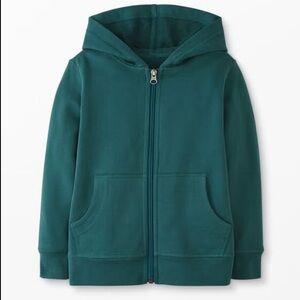 Hanna Andersson Bright Basics Survivor Hoodie in Juniper Green size 8 130cm